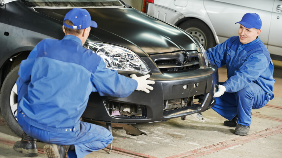 Accident Damage Repairs in Artarmon: Restoring Your Car Safely After a Collision